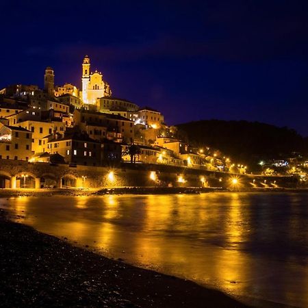 فيلا Un Posto Al Sole Diano San Pietro المظهر الخارجي الصورة