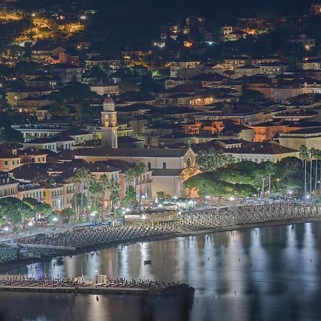 فيلا Un Posto Al Sole Diano San Pietro المظهر الخارجي الصورة