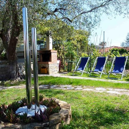 فيلا Un Posto Al Sole Diano San Pietro المظهر الخارجي الصورة