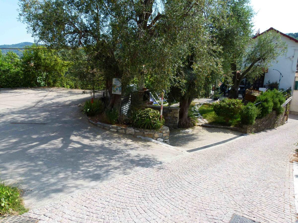 فيلا Un Posto Al Sole Diano San Pietro المظهر الخارجي الصورة